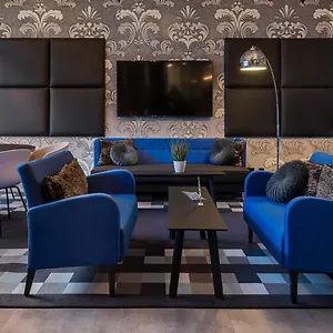 3* Hotel - The Niu, Square By Ihg